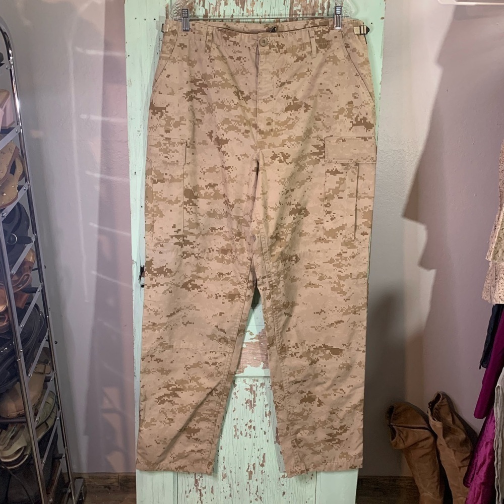 Men’s Genuine Gear camo cargo pants